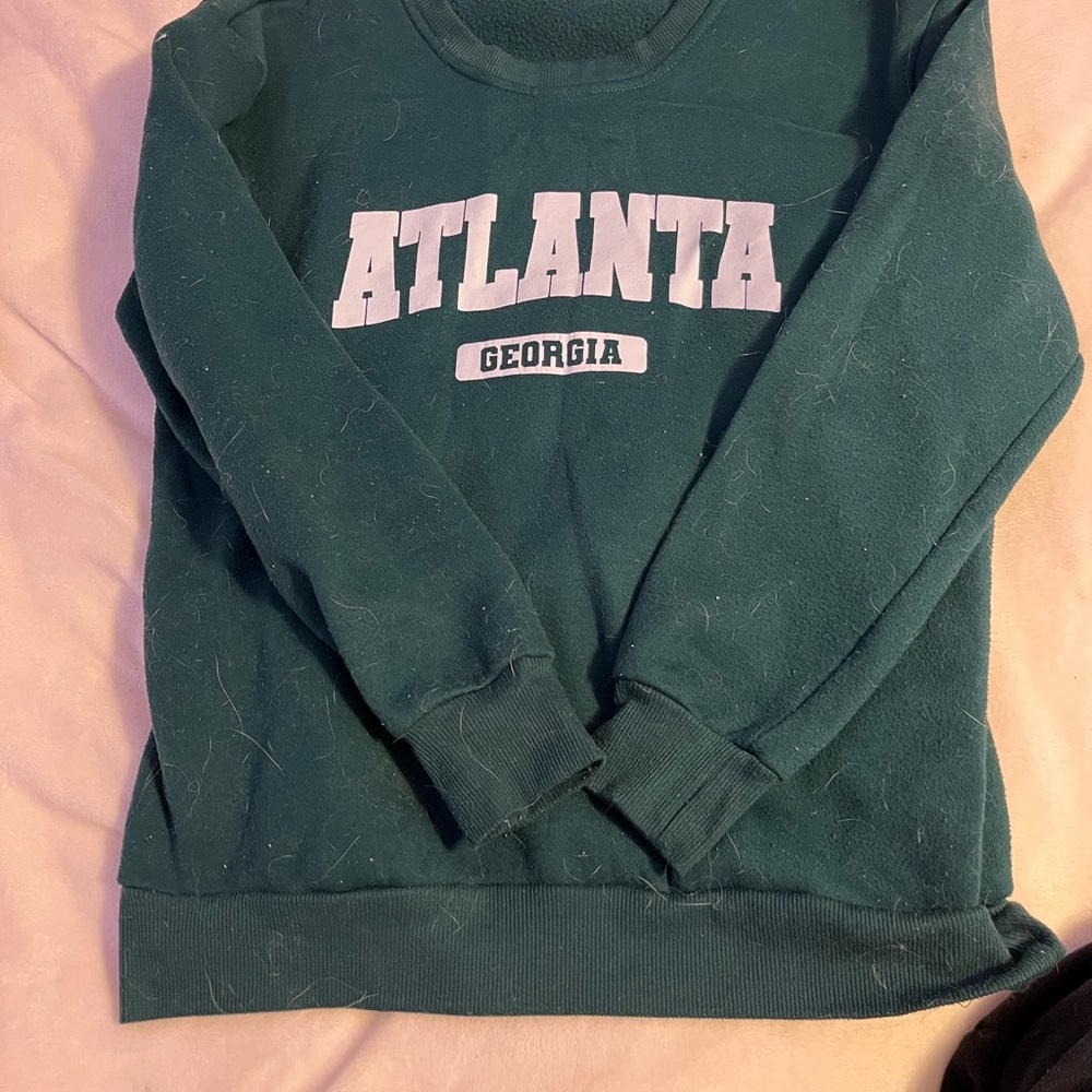 SHEIN Green Crew Neck Sweatshirt with Atlanta Print